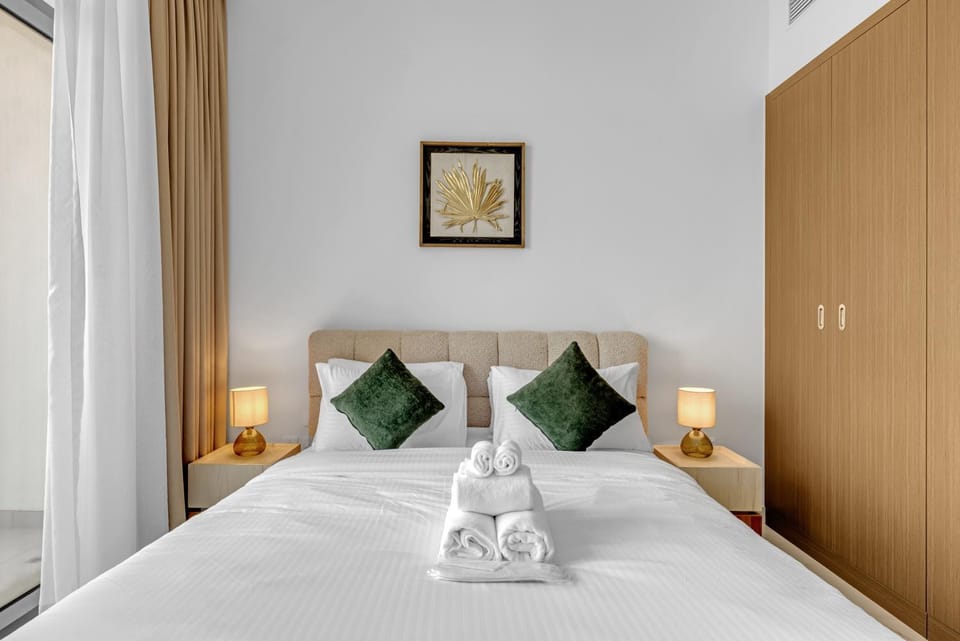 Upgraded Studio in StudioCity Apartment in Dubai