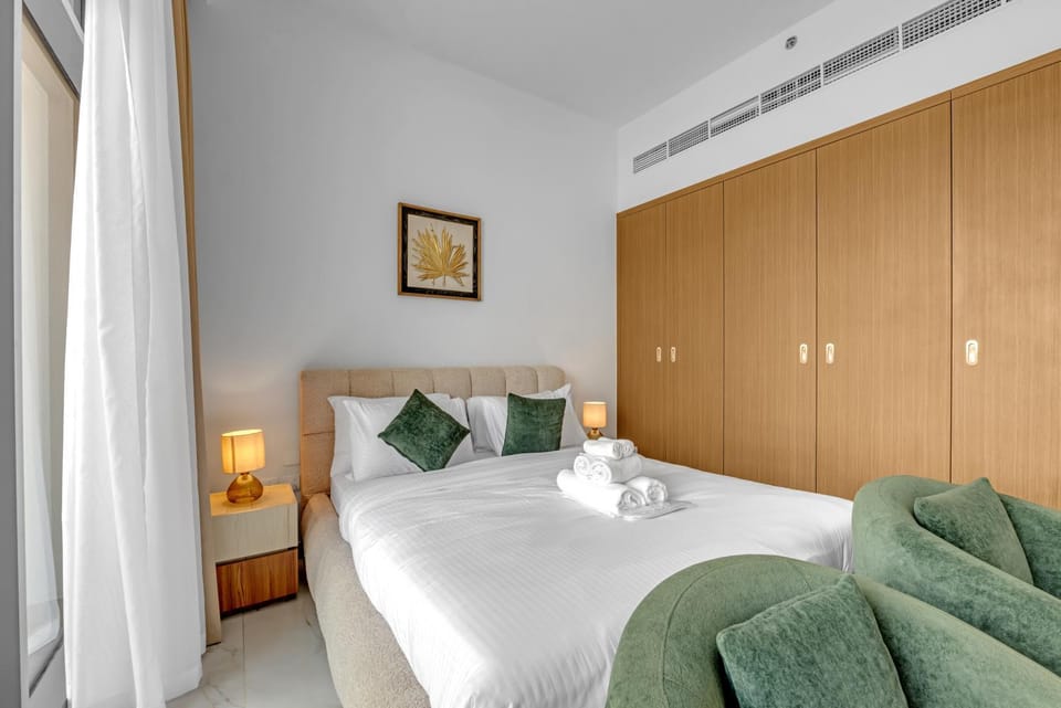 Upgraded Studio in StudioCity Apartment in Dubai