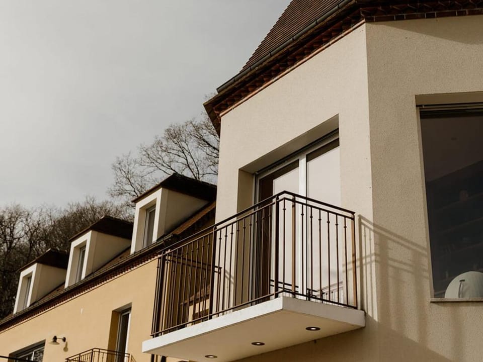 Domaine de Thironne Lac & Nature Bed and Breakfast in Normandy
