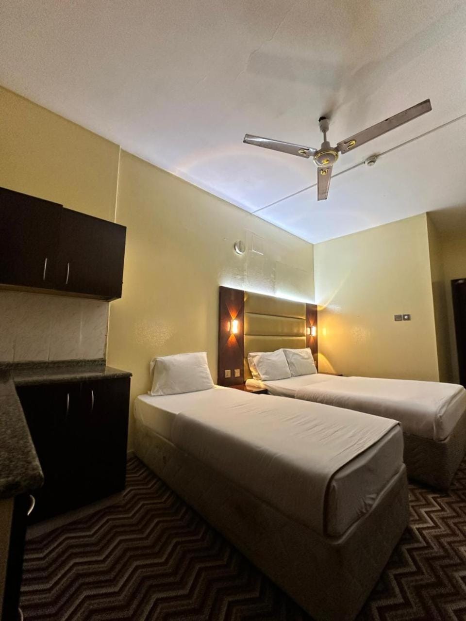 Eagle Hotel Apartment Apartment in Dubai