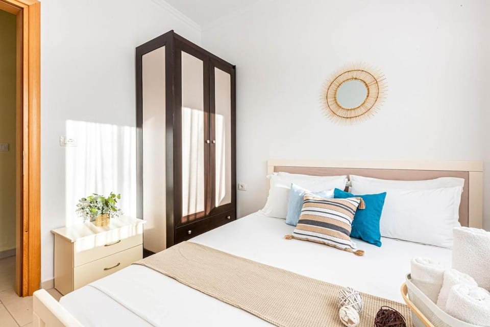 Shiny 4 Central Stay Apartment in Vlorë County, Albania