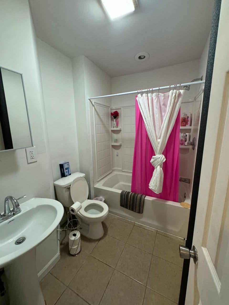 VIEWS of NYCskyline at doorstep 15 min TimesSquare Apartment in North Bergen