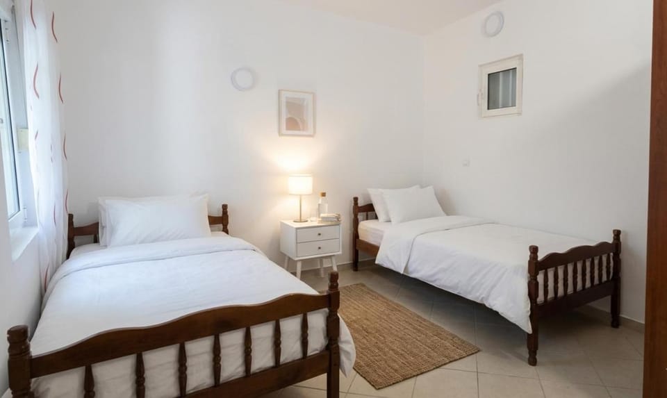 Freedom and Nature House House in Budva Municipality