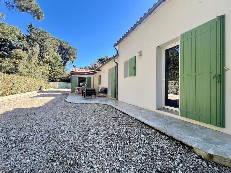MAIS 308 Les Grenettes garden, parking, beach Villa in Sainte-Marie-de-Ré