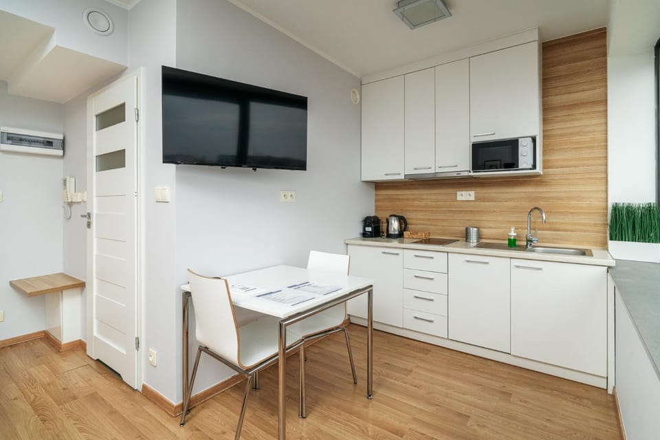 TV and multimedia, Kitchen or kitchenette, stove