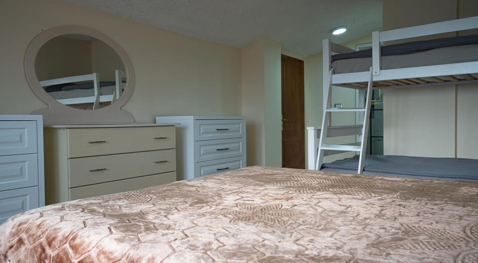 503 Sunny Mint Rooftop Apartment Apartment in Tirana County, Albania