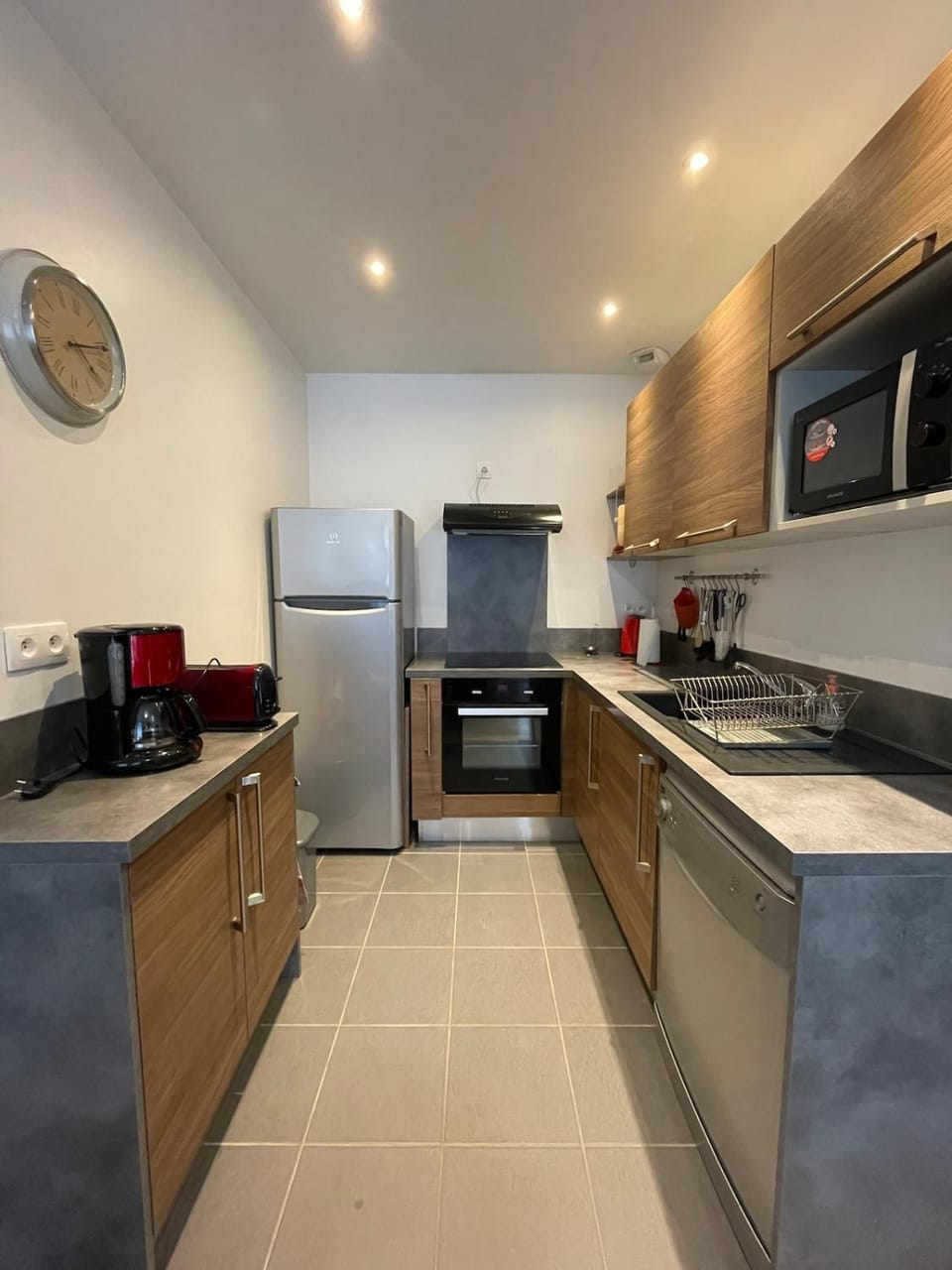 Kitchen or kitchenette, stove, kitchen