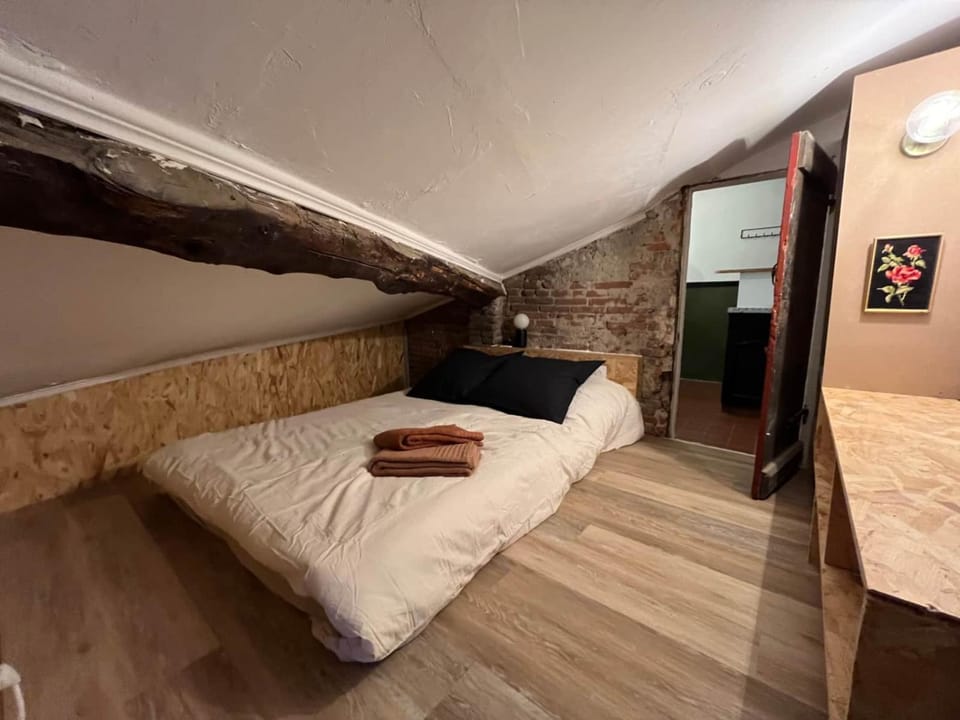 Cocon sous les toits – T2 climatisé de charme House in Bastia