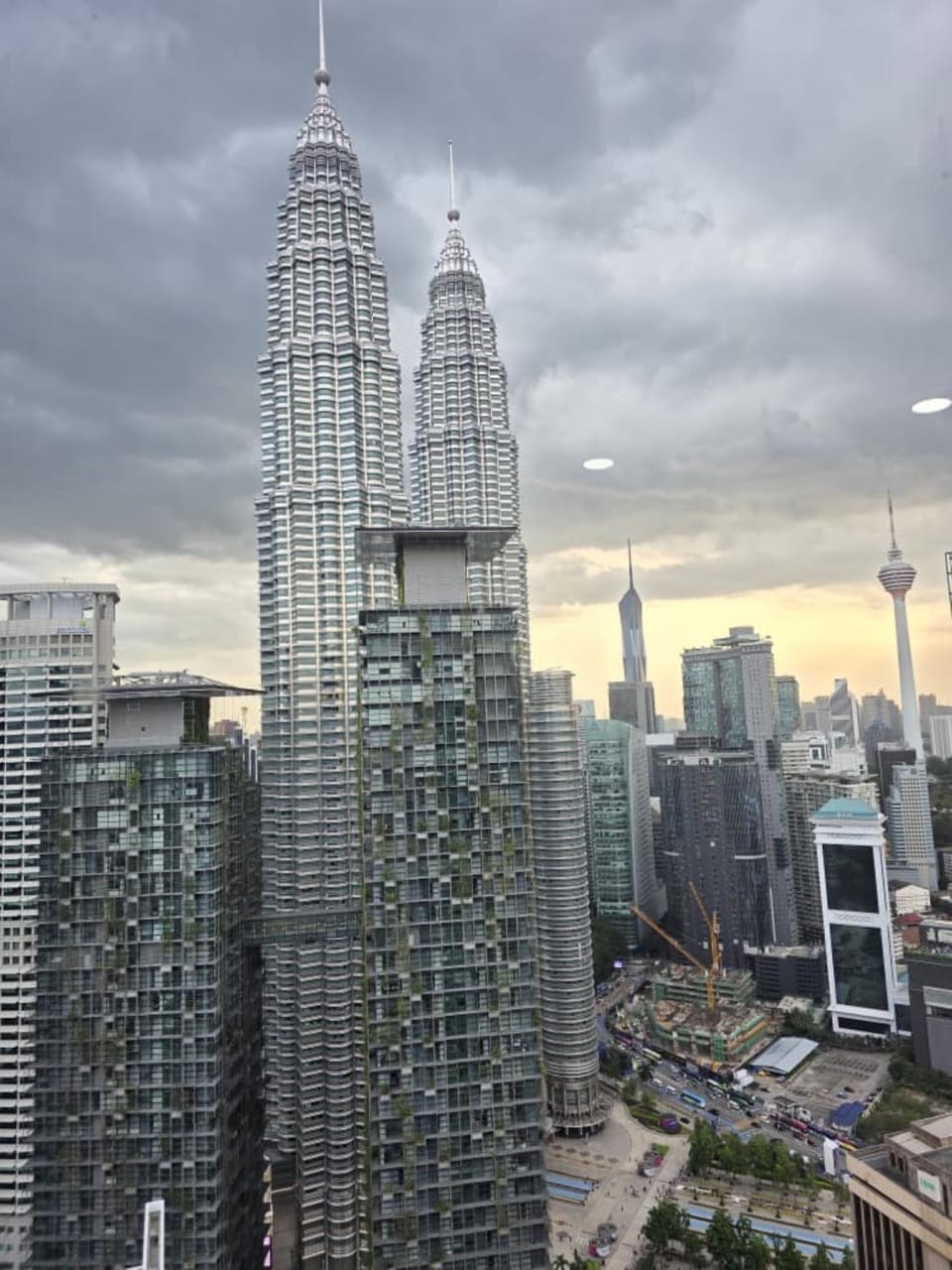 Property building, City view
