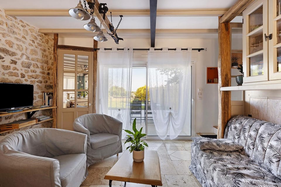Property building, Living room