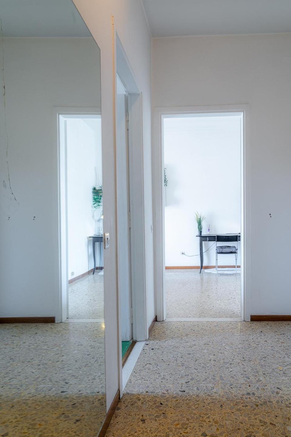 Oikami House - Via di Vittorio 32 - Milan - Wi-Fi Apartment in San Donato Milanese