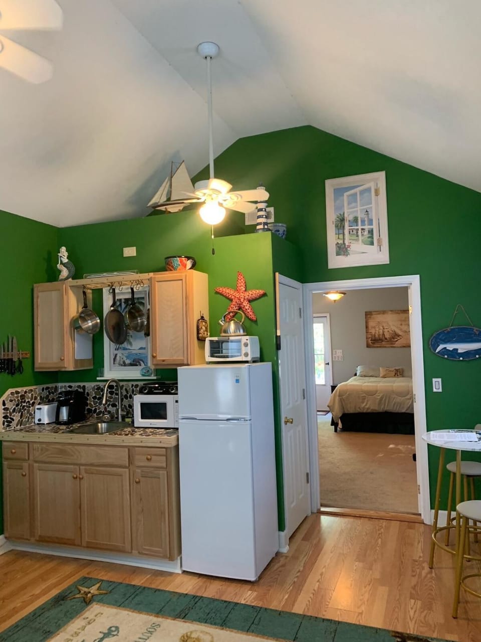 Kitchen or kitchenette