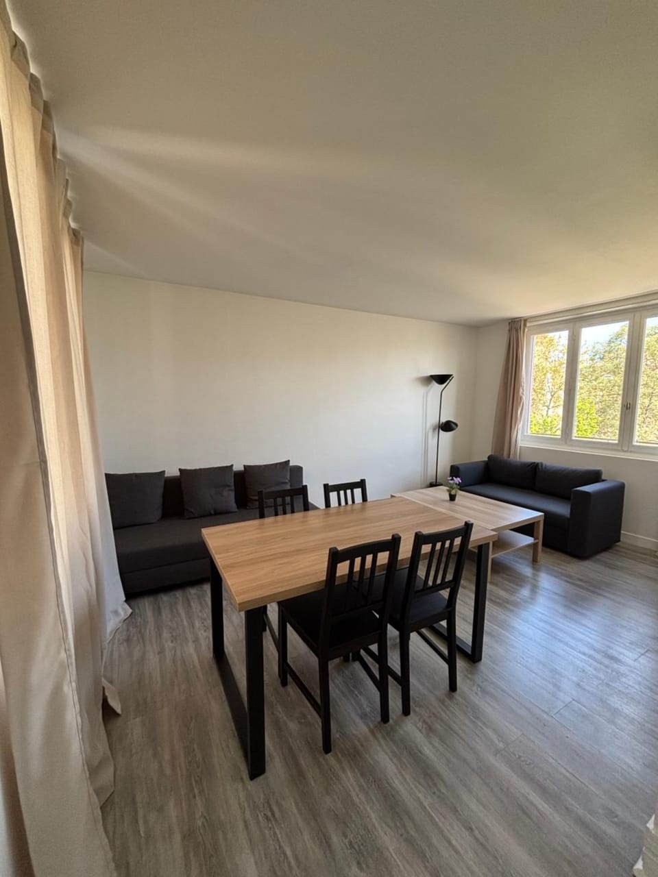 Living room, Seating area, Dining area
