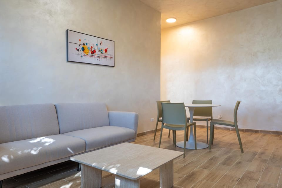 Modern Two Bedroom Design Apartment near Circo Massimo Rome Apartment in Rome