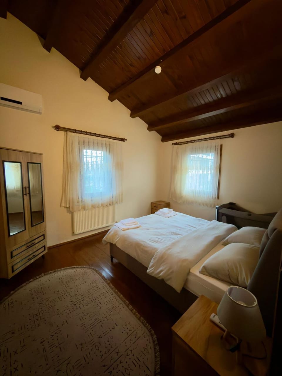 Bedroom, Family