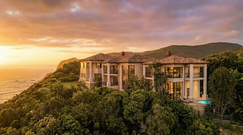 Property building, Natural landscape, Sea view, Swimming pool, Sunset, VIP