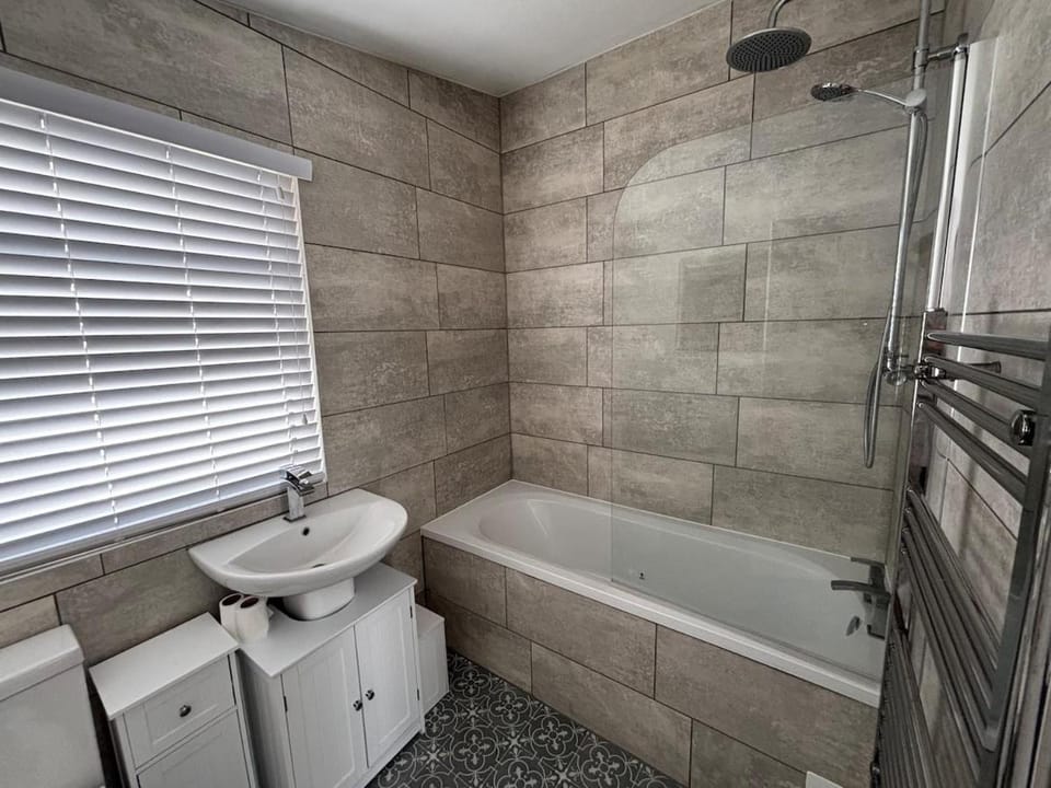 Stylish Open Plan Studio - Chester Apartment in Chester