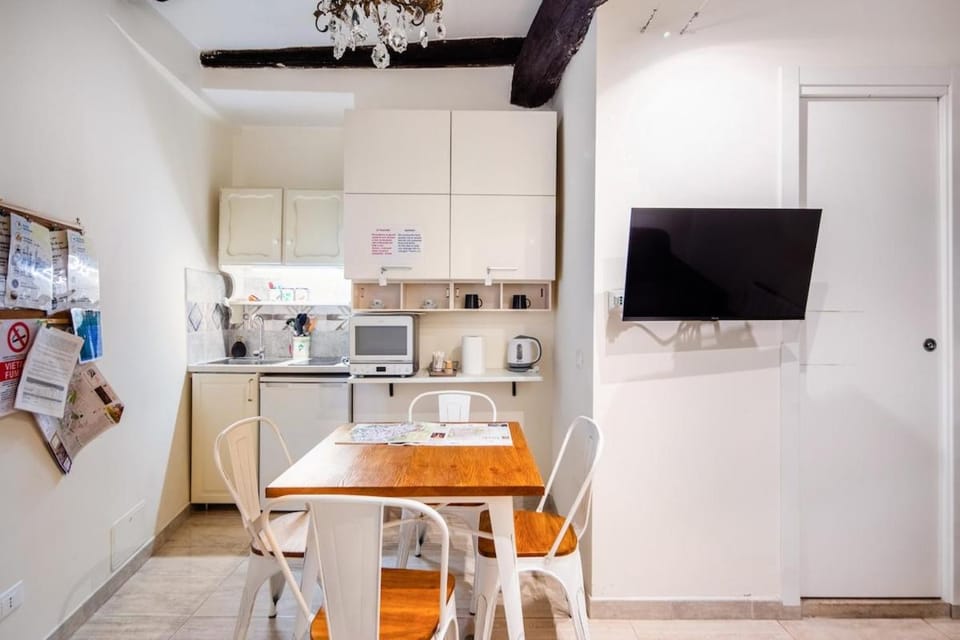 The Secret Nest - In the Heart of San Pellegrino Apartment in Viterbo