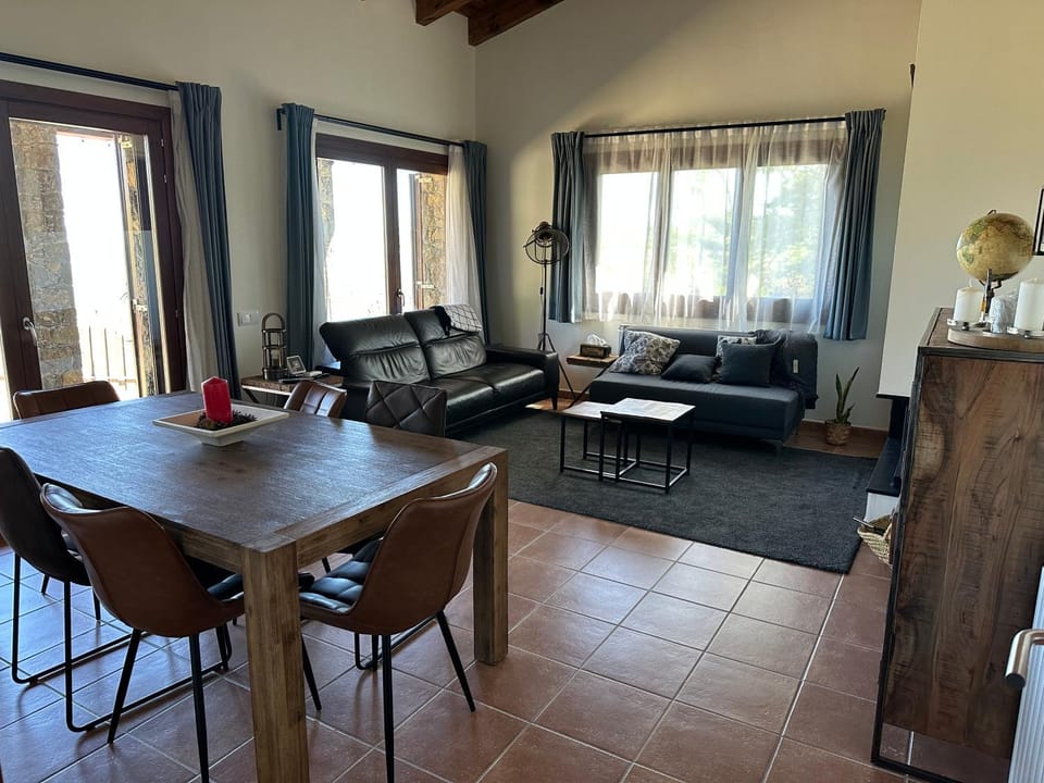 Can Roura House in Garrotxa