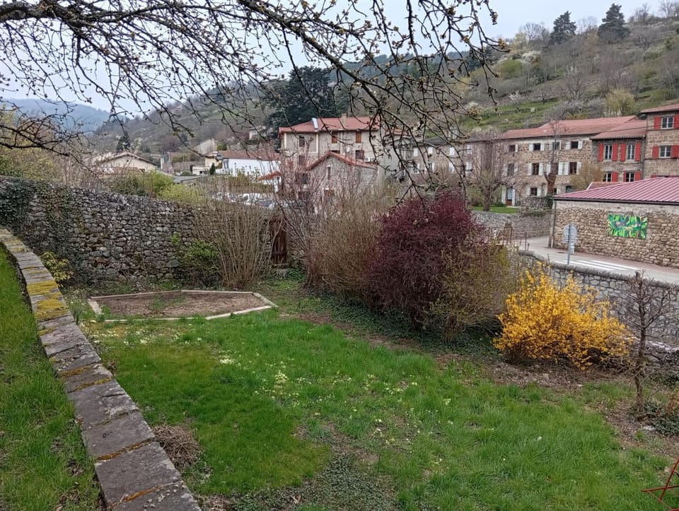 Les Lavandières Bed and Breakfast in Auvergne-Rhône-Alpes