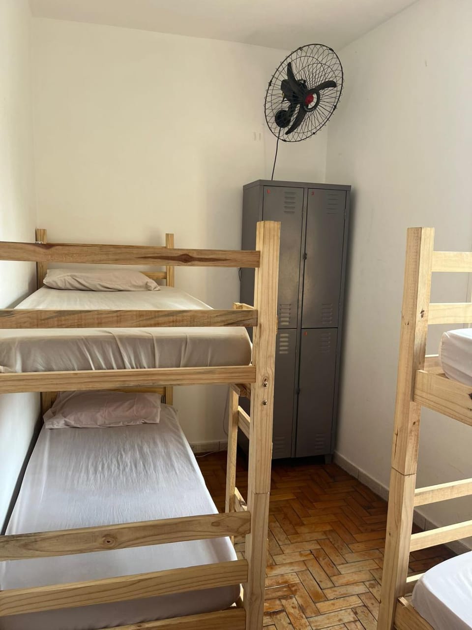 Ana Rosa Station Av Paulista Hostel in Sao Paulo City