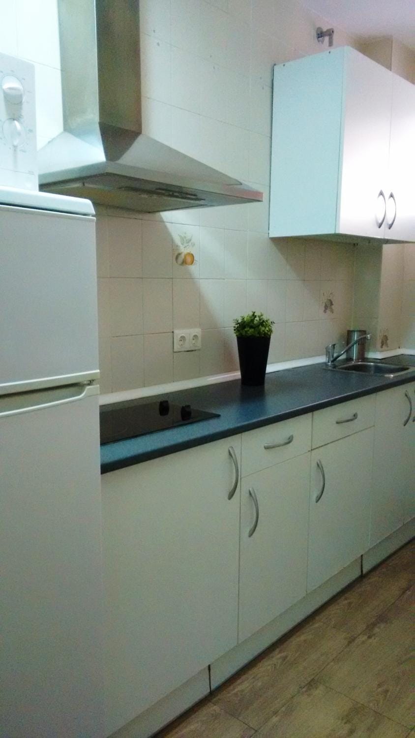 Kitchen or kitchenette, Communal kitchen