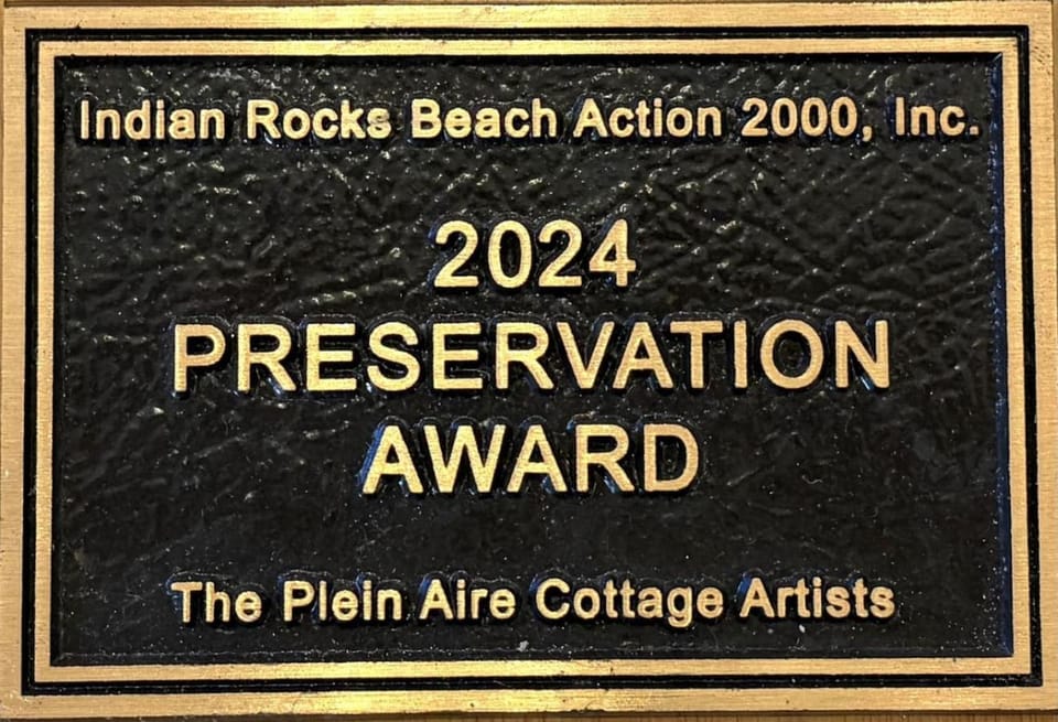 "Grove" Historic Beachside Cottage Apt Apartment in Indian Rocks Beach