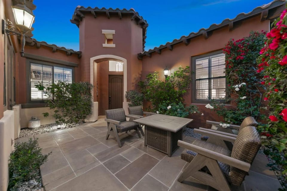 Beginners Luck with Pickleball and Gameroom House in La Quinta