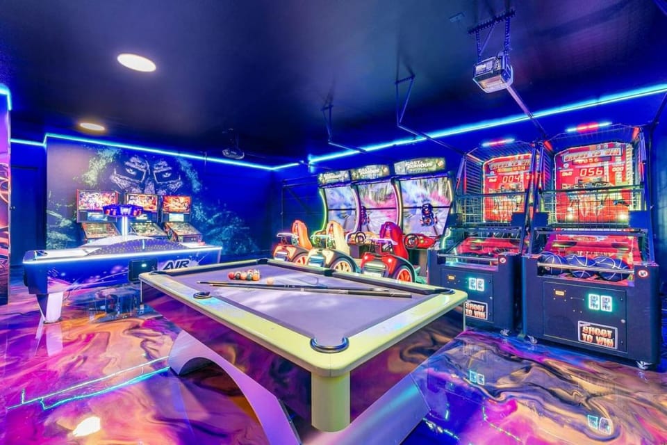 Sandbar with Lazy River and 150K Gameroom House in La Quinta