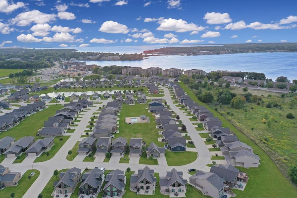 Serenity Point at Bridges Bay Resort House in Iowa