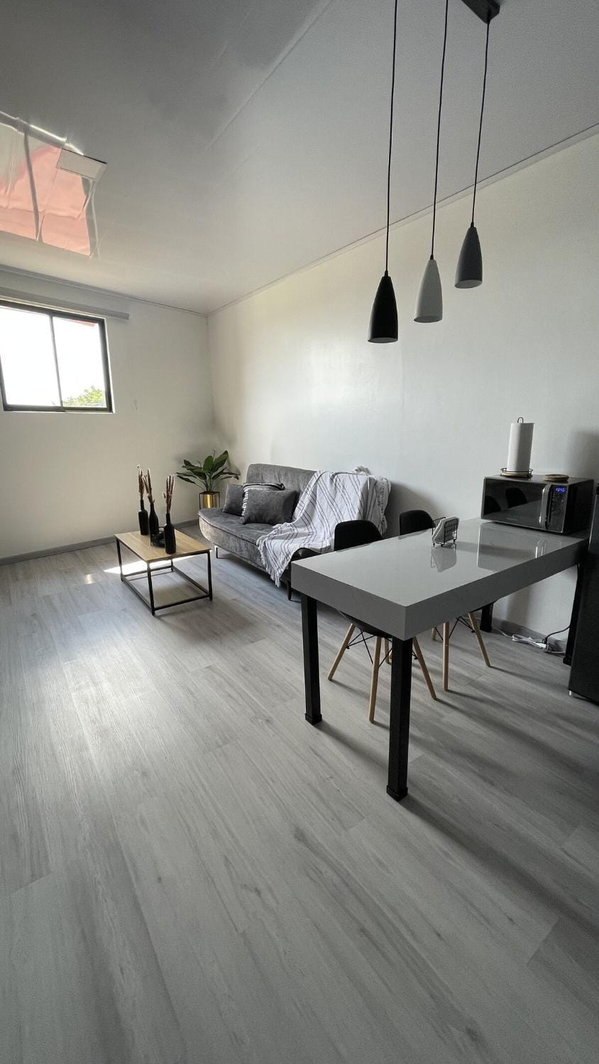 New! Stylish Studio #2 SJO - Perfect for Travelers Apartment in Alajuela