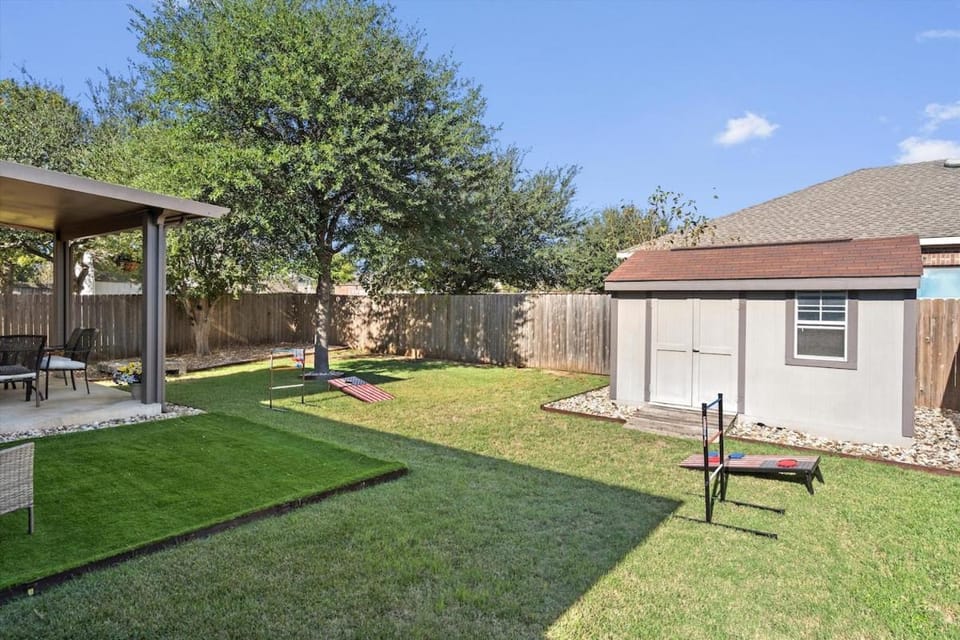 Property building, Patio
