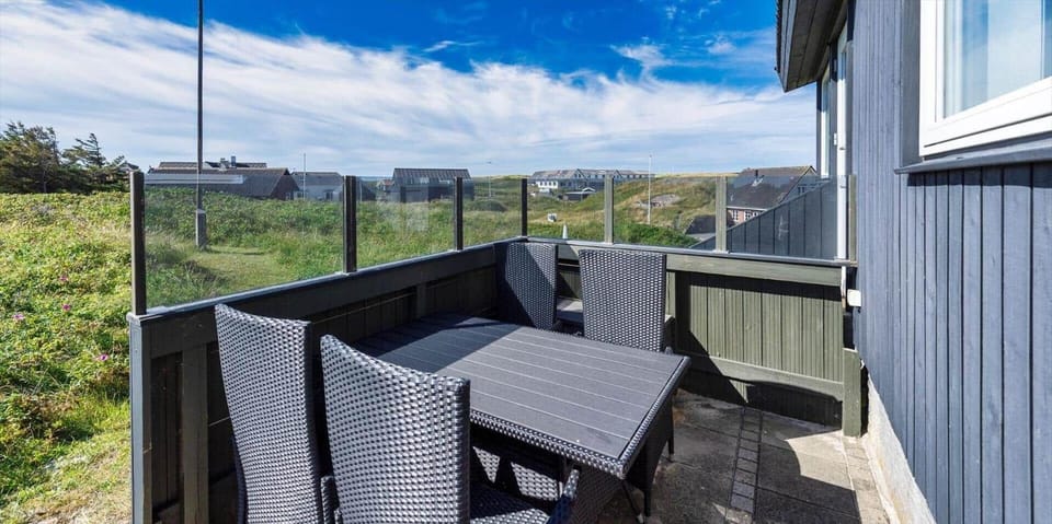 VE113-Vejers-Strand-Rosenvej-8 House in Vejers