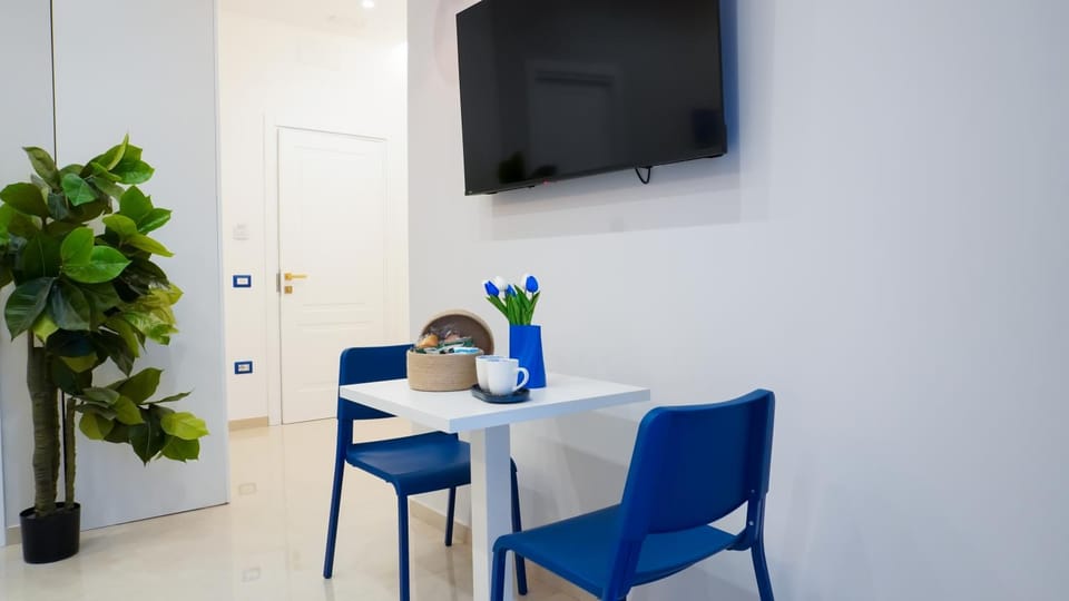 TV and multimedia, Seating area