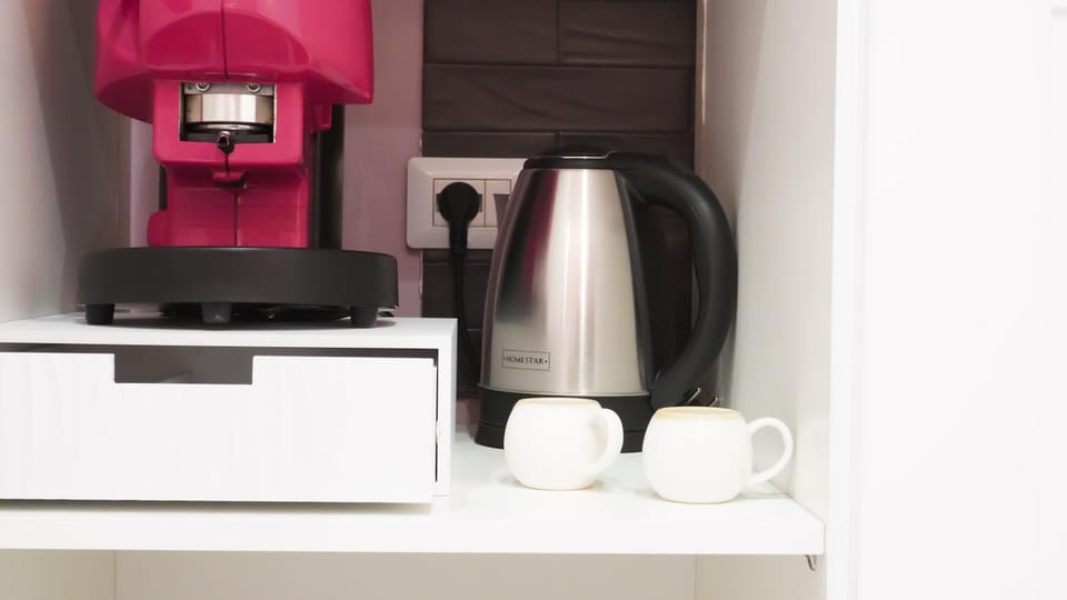Coffee/tea facilities, Kitchen or kitchenette