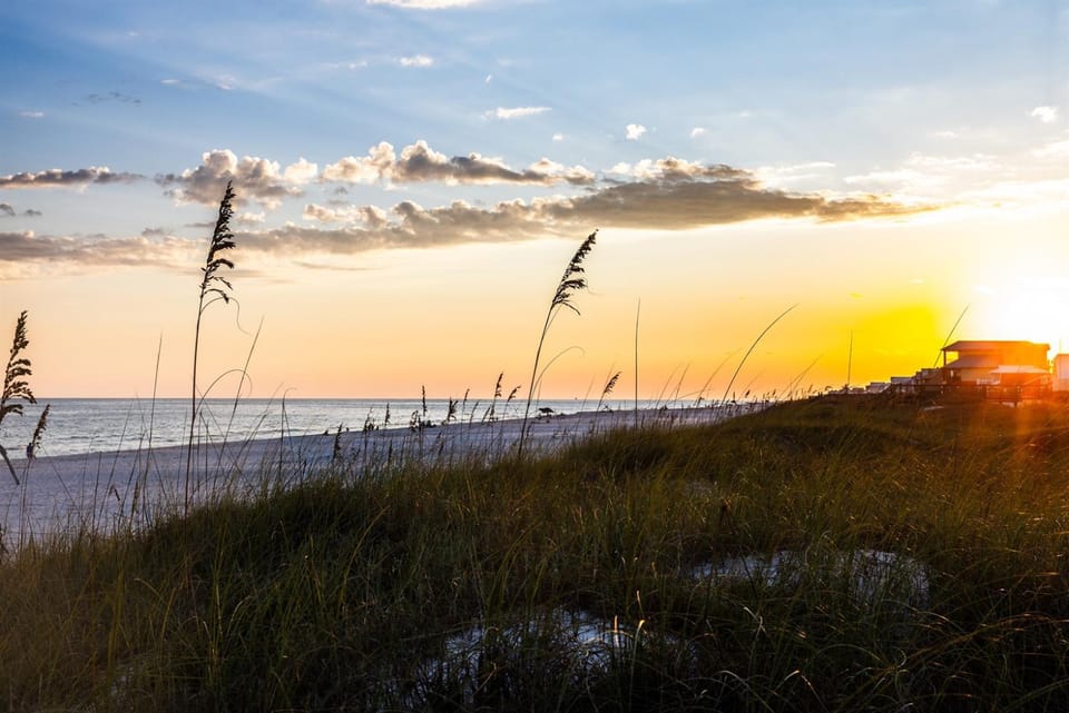 Steps to Gulf Beach & Private Lagoon Amenities House in West Beach