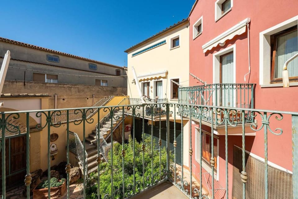 Garden, Balcony/Terrace