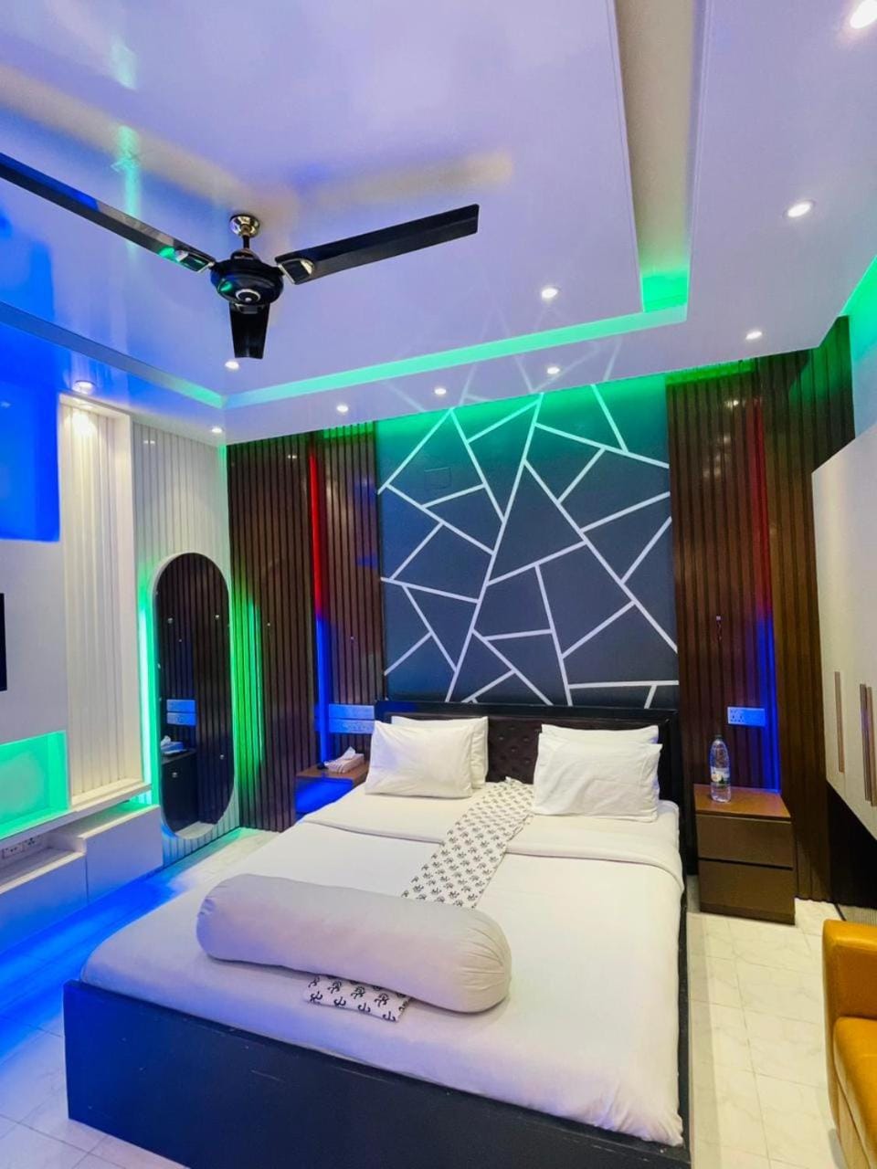 Rainbow Guest House Hotel in Bangladesh