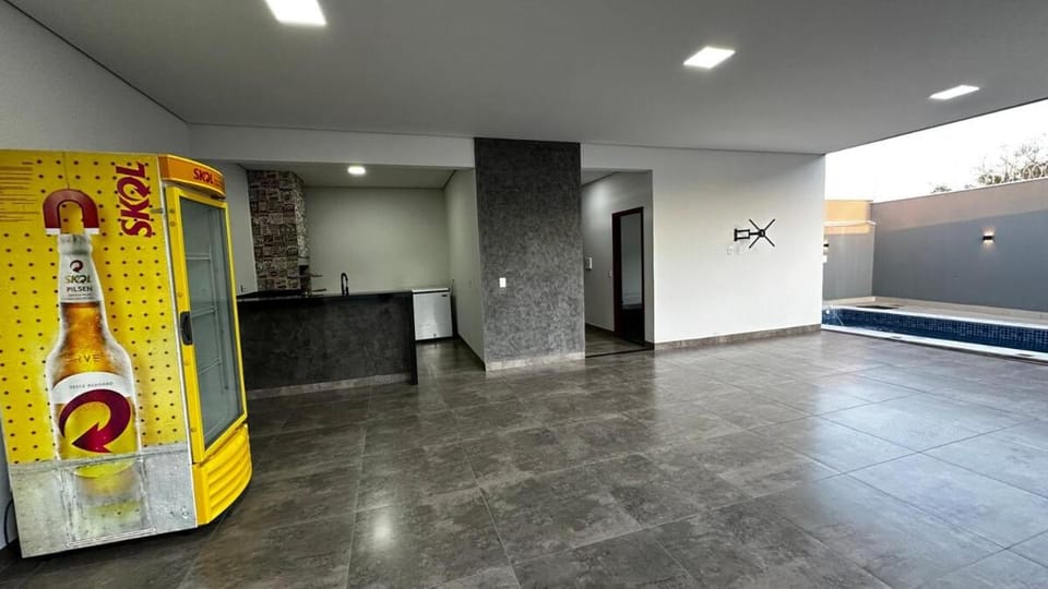 Patio, Lounge or bar