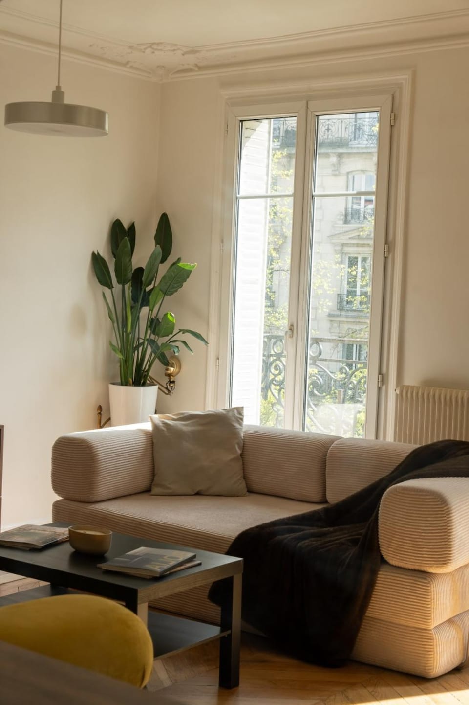 Spacious Designer Apartment near Montmartre Apartment in Paris