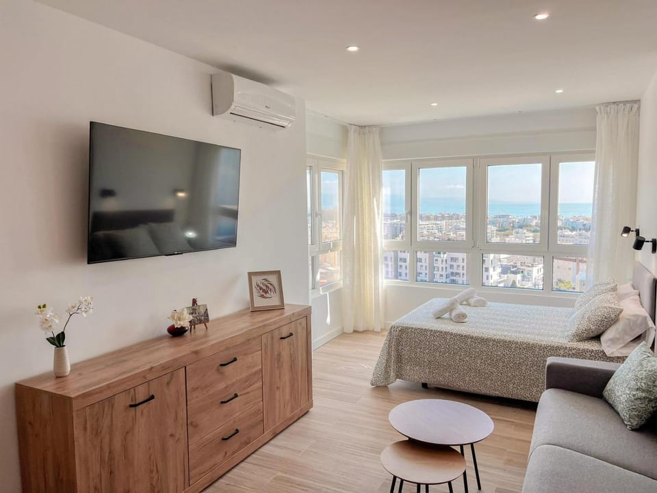 Cozy studio Vista Bahía Apartment in Torremolinos