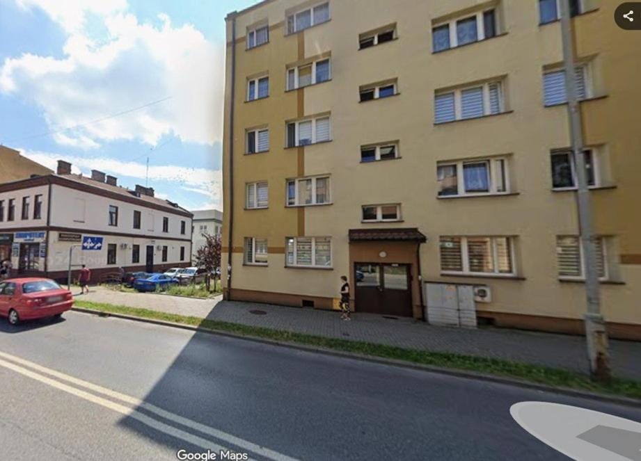 Property building, Neighbourhood, Location