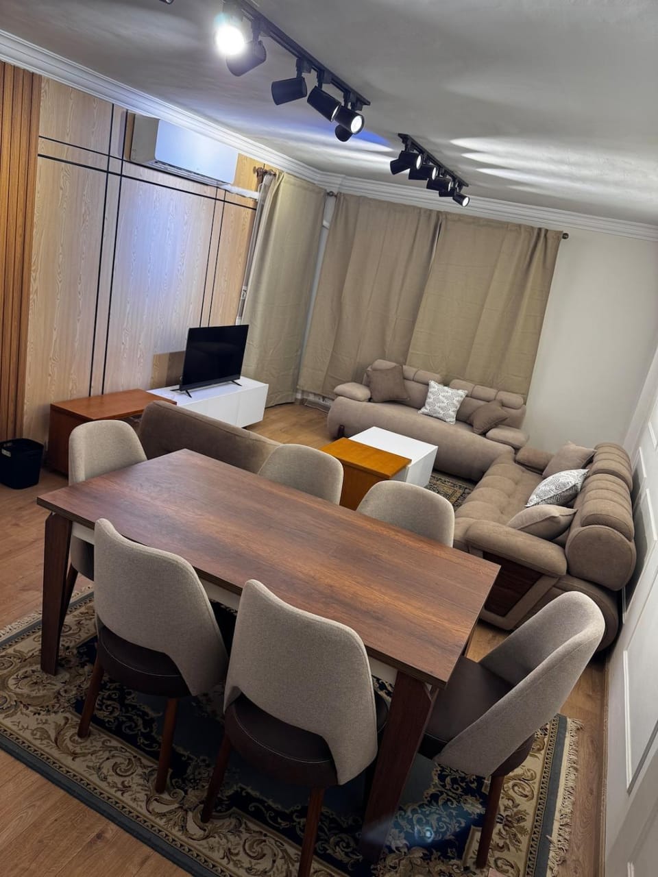 3BR Hotel Appartment Luxury Wide Garden View Apartment in New Cairo City