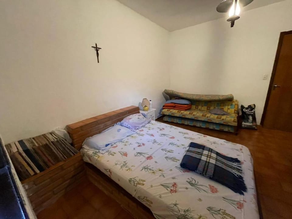 Quarto em Boiçucanga - pertinho da cachoeira Bed and Breakfast in São Sebastião