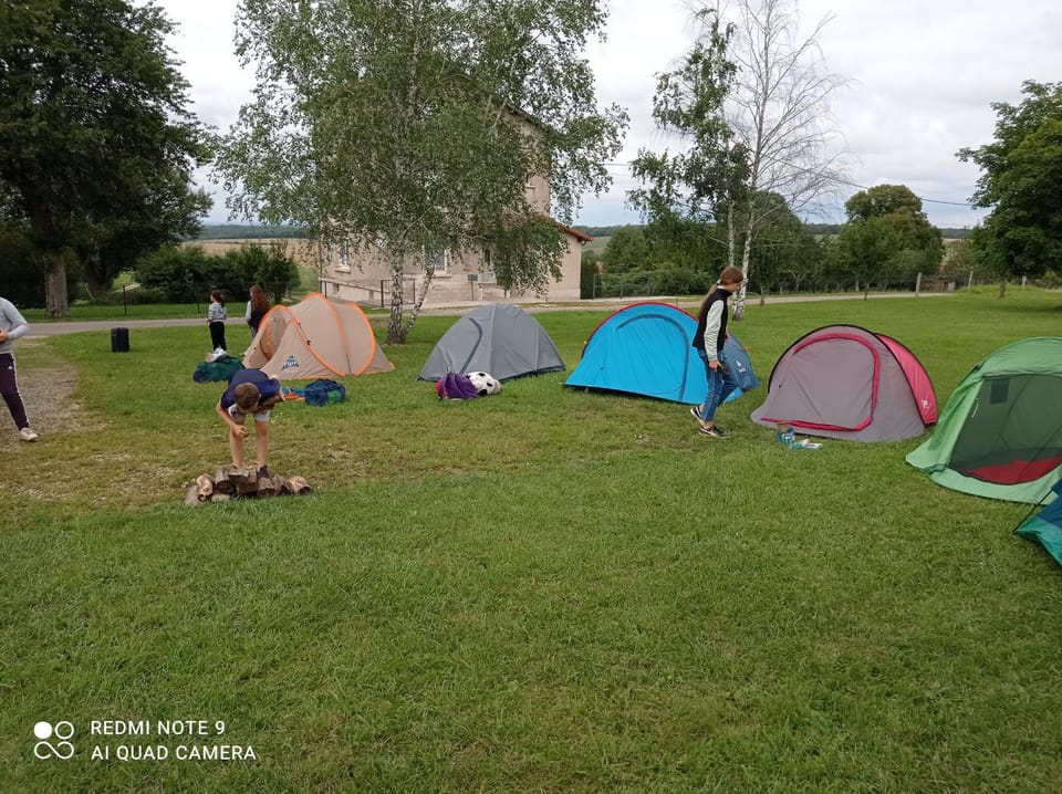 Lodge insolite sur camping à la ferme Campground/ 
RV Resort in Grand Est