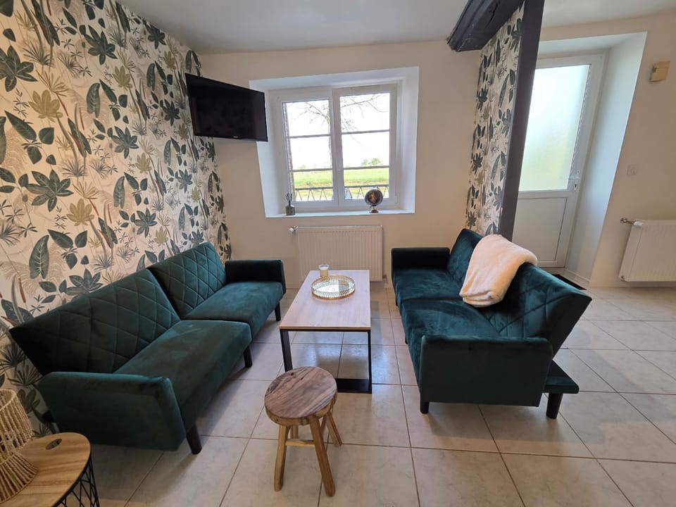 Au pied du château de Canon Apartment in Normandy