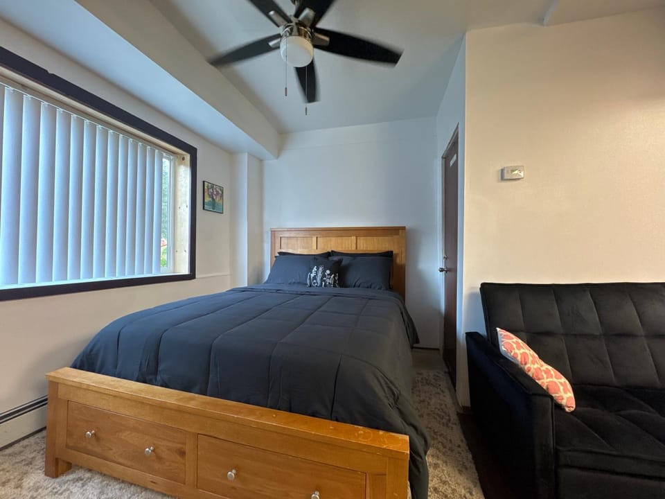 Anchorage Fireoved Experience Apartment in Anchorage