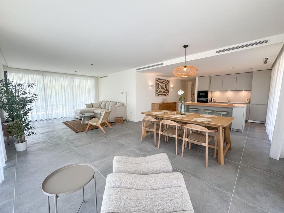 Luxury 3-Bedroom Apartment in Village Verde Apartment in Andalusia