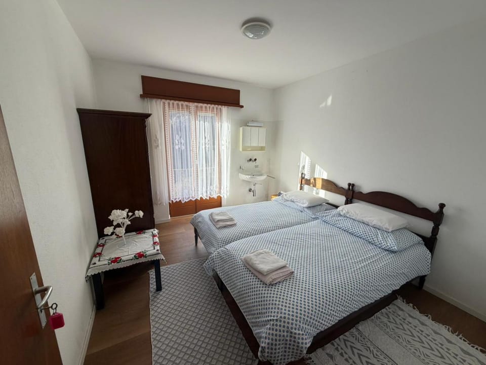 La Pergola Bed and Breakfast in Canton of Ticino