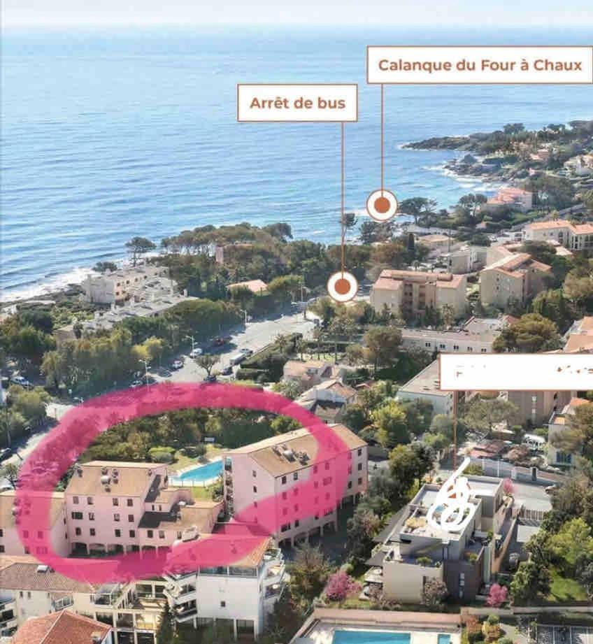 Studio avec piscine à 100 m de la plage Apartment in Fréjus